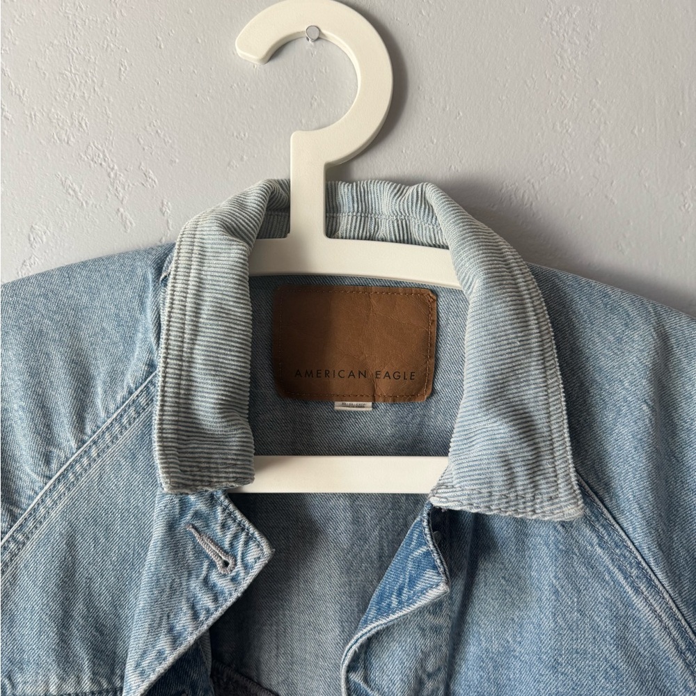 American Eagle Cropped Denim Jacket with Corduroy Collar - Picture 5 of 7